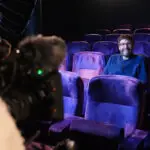 Theater Dakota: De Meeneempas